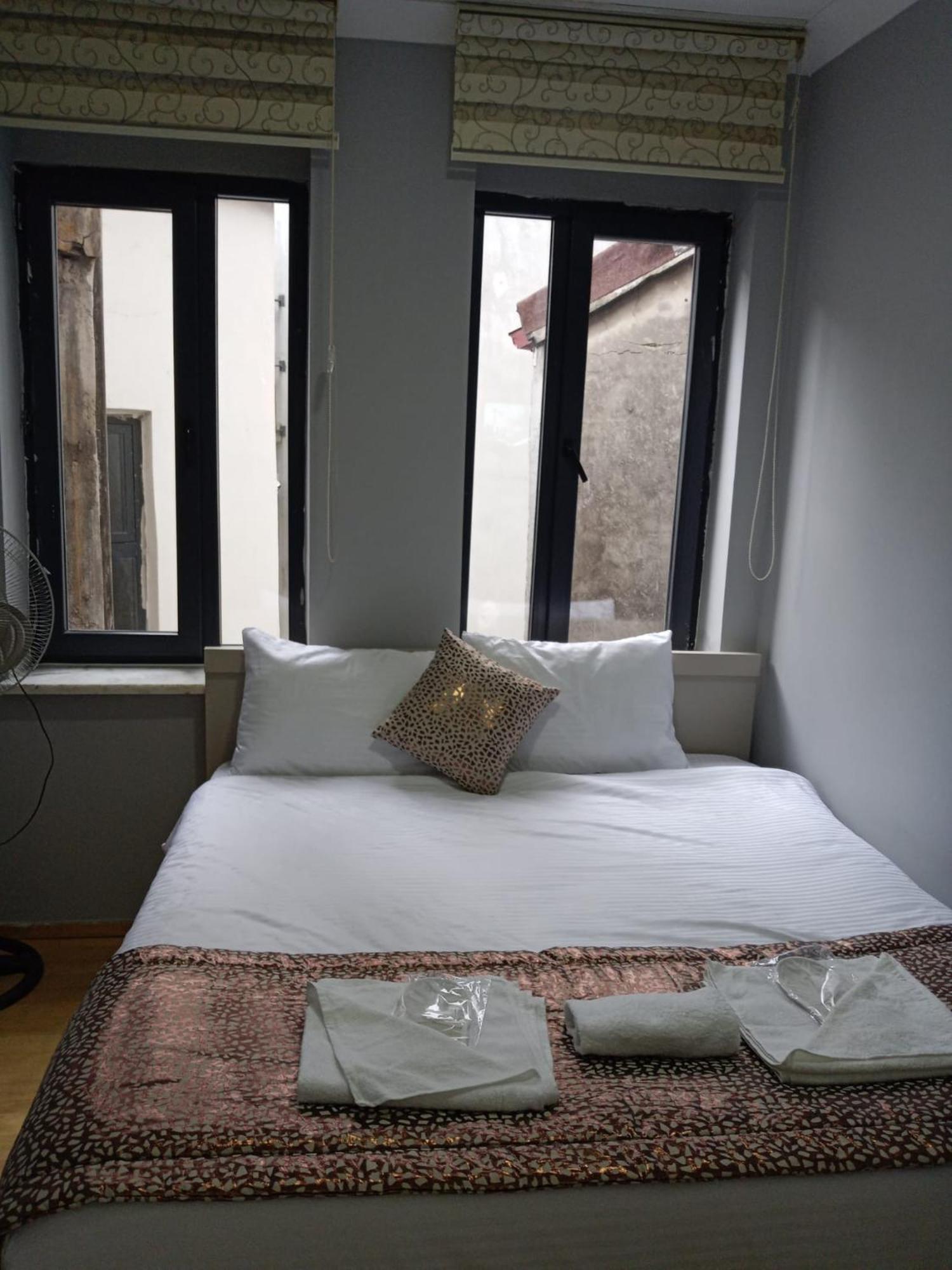 Taksim City Hotel Истанбул Екстериор снимка
