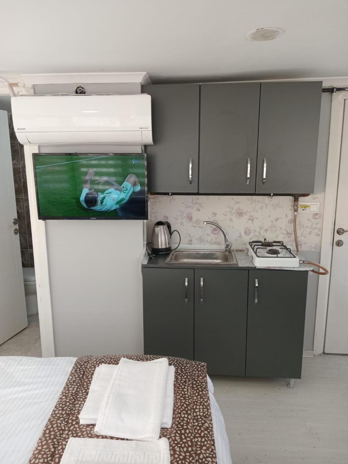 Taksim City Hotel Истанбул Екстериор снимка